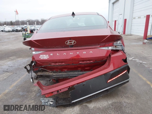 2025 Hyundai Elantra SEL Convenience z VIN KMHLS4DG4SU881217, wystawiony jako IAAI lot #41172300 z przebiegiem 1 418 mil mil oraz . Historia ofert i sprzedaży dostępna na DreamBid. Obrazek 16.