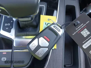 2024 Audi Q5 S line Premium Plus с VIN WA1E2AFY3R2095166, выставлен на аукционе IAAI как лот 41652110 с пробегом 531 миль миль и . История ставок и продаж доступна на DreamBid. Изображение 11.