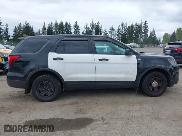 2017 Ford Police Interceptor Utility z VIN 1FM5K8AR9HGC26225, wystawiony jako IAAI lot #42283084 z przebiegiem Nie podano mil oraz . Historia ofert i sprzedaży dostępna na DreamBid. Obrazek 12.