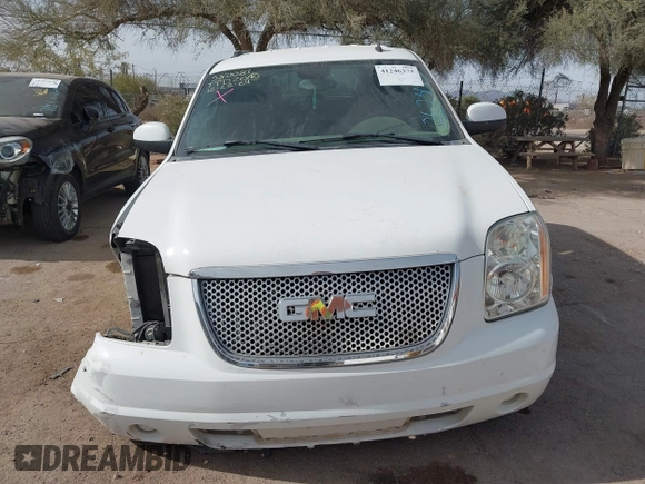 2007 GMC Yukon SLE w/3SA with VIN 1GKFC13C27R262495, listed as a IAAI auction lot 41246373 with 1 mi miles. Bid and sale history available at carsss.com. Image 12.