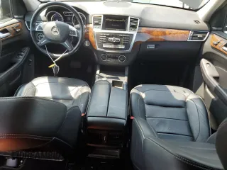 2013 Mercedes-Benz M 350 z VIN 4JGDA5HBXDA100782, wystawiony jako Copart lot #60680145 z przebiegiem 203 190 mil mil oraz Czysty tytuł • Clean title. Historia ofert i sprzedaży dostępna na DreamBid. Obrazek 8.