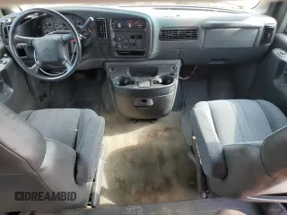 2002 Chevrolet Express z VIN 1GAHG39R021176117, wystawiony jako Copart lot #59724485 z przebiegiem 95 364 mil mil oraz Czysty tytuł • Clean title. Historia ofert i sprzedaży dostępna na DreamBid. Obrazek 8.
