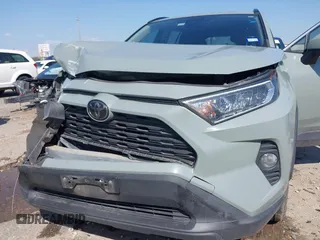 2019 Toyota RAV4 XLE with VIN JTMW1RFVXKD035994, listed as a IAAI auction lot 41868578 with 89,404 mi miles. Bid and sale history available at carsss.com. Image 6.