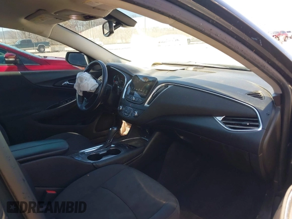 2018 Chevrolet Malibu LT with VIN 1G1ZD5ST3JF103582, listed as a IAAI auction lot 41789315 with 160,266 mi miles. Bid and sale history available at carsss.com. Image 5.