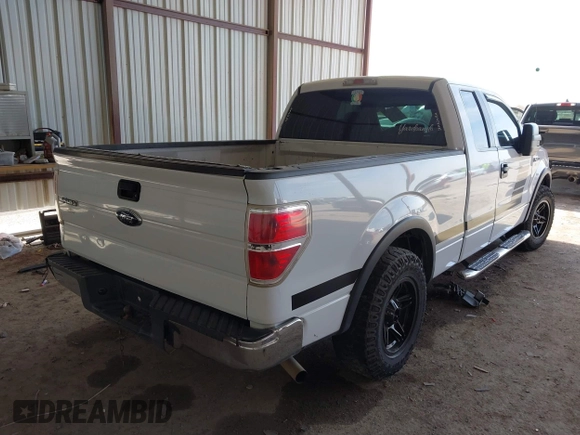 2009 Ford F-150 STX with VIN 1FTRX12W89FA17729, listed as a IAAI auction lot 41899863 with 327,018 mi miles. Bid and sale history available at carsss.com. Image 4.