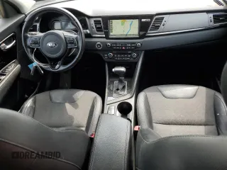 2017 Kia Niro Touring Launch Edition with VIN KNDCC3LC3H5083885, listed as a Copart auction lot 55687614 with 124,843 mi miles and Salvage Title. Bid and sale history available at carsss.com. Image 8.