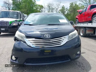 2015 Toyota Sienna XLE с VIN 5TDYK3DC0FS578687, выставлен на аукционе IAAI как лот 42205890 с пробегом 260 765 миль миль и . История ставок и продаж доступна на DreamBid. Изображение 12.