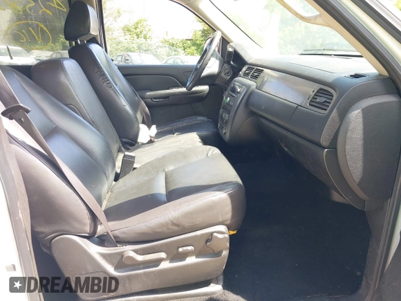 2008 Chevrolet Tahoe LTZ with VIN 1GNFK13088R224802, listed as a IAAI auction lot 42582055 with 299,194 mi miles and . Bid and sale history available at DreamBid. Image 5.