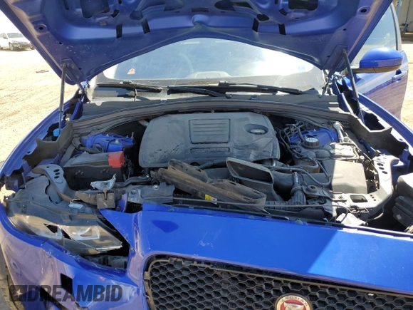 2018 Jaguar F-Pace 25t Premium with VIN SADCJ2FX4JA249783, listed as a Copart auction lot 53922445 with 72,245 mi miles and Salvage Title. Bid and sale history available at DreamBid. Image 12.