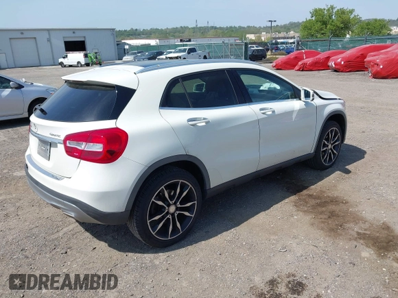 2017 Mercedes-Benz GLA 250 z VIN WDCTG4GB6HJ305946, wystawiony jako IAAI lot #42154730 z przebiegiem 120 784 mil mil oraz . Historia ofert i sprzedaży dostępna na DreamBid. Obrazek 4.
