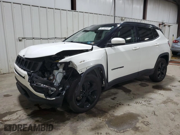 2019 Jeep Compass Altitude z VIN 3C4NJDBB5KT834215, wystawiony jako Copart lot #54130345 z przebiegiem 1 660 mil mil oraz Szkoda całkowita • Salvage title. Historia ofert i sprzedaży dostępna na DreamBid. Obrazek 1.