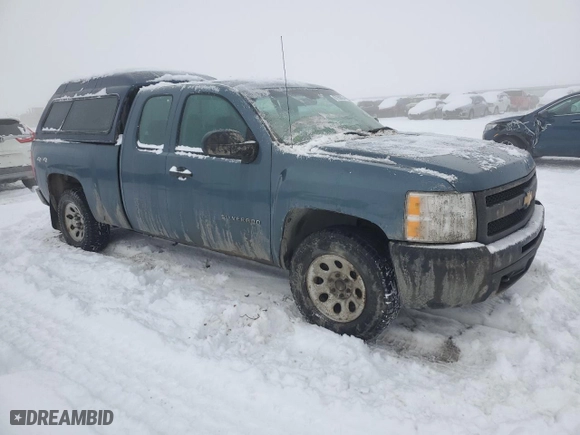 2013 Chevrolet Silverado 1500 Work Truck with VIN 1GCRKPE71DZ343840, listed as a Copart auction lot 87288024 with 235,992 mi miles and Clean Title. Bid and sale history available at carsss.com. Image 4.