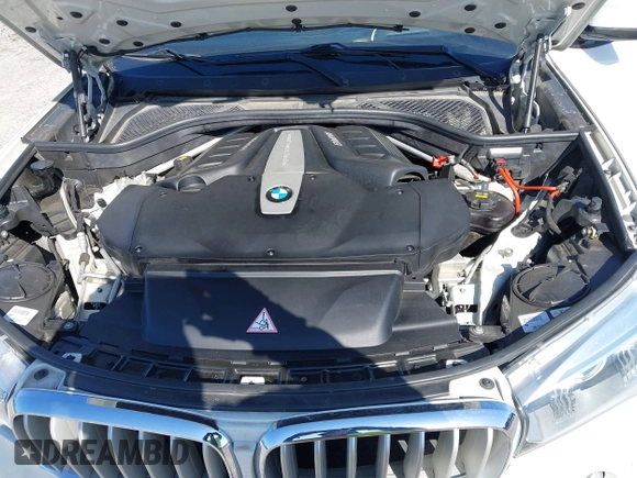 2015 BMW X5 xDrive50i with VIN 5UXKR6C5XF0J76697, listed as a IAAI auction lot 41953074 with 141,377 mi miles and . Bid and sale history available at DreamBid. Image 10.