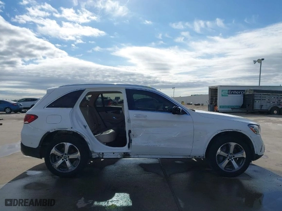 2021 Mercedes-Benz GLC with VIN W1N0G8DB1MF868140, listed as a IAAI auction lot 41425472 with 70,282 mi miles. Bid and sale history available at carsss.com. Image 14.