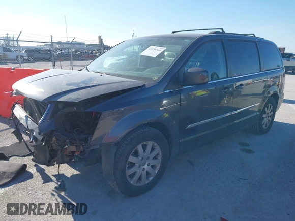 2016 Chrysler Town & Country Touring with VIN 2C4RC1BG0GR295907, listed as a IAAI auction lot 41254364 with 153,654 mi miles. Bid and sale history available at carsss.com. Image 17.