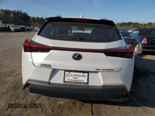 2024 Lexus UX 250h Premium с VIN JTHP9JBH6R2077520, выставлен на аукционе Copart как лот 53721515 с пробегом 9 742 миль миль и Списание • Salvage title. История ставок и продаж доступна на DreamBid. Изображение 6.