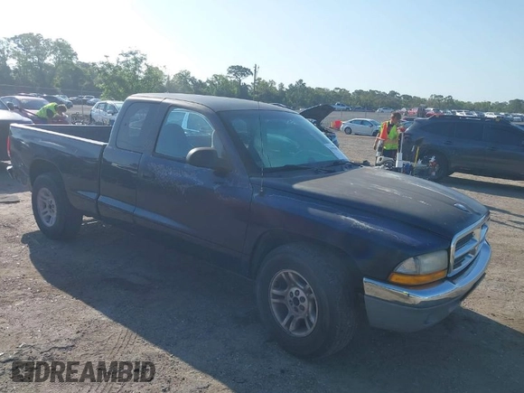 2001 Dodge Dakota Sport with VIN 1B7GL22N51S154848, listed as a IAAI auction lot 41941697 with 195,002 mi miles. Bid and sale history available at carsss.com. Image 1.