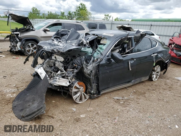 2013 Infiniti M37 with VIN JN1BY1AR4DM600154, listed as a Copart auction lot 70984064 with 0 mi miles and Salvage Title. Bid and sale history available at carsss.com. Image 1.