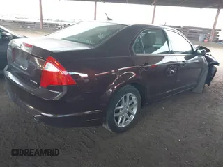 2011 Ford Fusion SEL with VIN 3FAHP0JG7BR324789, listed as a IAAI auction lot 42039962 with 164,726 mi miles. Bid and sale history available at carsss.com. Image 4.