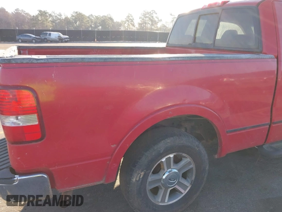 2005 Ford F-150 STX with VIN 1FTRX12W35FA03246, listed as a IAAI auction lot 41824509 with 282,022 mi miles. Bid and sale history available at carsss.com. Image 13.