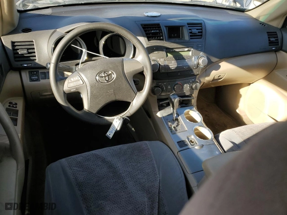 2009 Toyota Highlander with VIN JTEDS41A992084035, listed as a Copart auction lot 47575625 with 105,939 mi miles and Salvage Title. Bid and sale history available at carsss.com. Image 8.