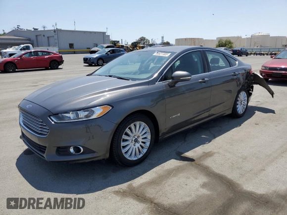 2016 Ford Fusion SE Hybrid with VIN 3FA6P0LU9GR166408, listed as a Copart auction lot 59931995 with 104,560 mi miles and Salvage title. Bid and sale history available at DreamBid. Image 1.