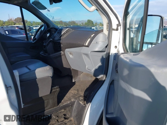 2018 Ford Transit с VIN 1FTYE1ZMXJKB03464, выставлен на аукционе IAAI как лот 41154785 с пробегом 72 451 миль миль и . История ставок и продаж доступна на DreamBid. Изображение 5.