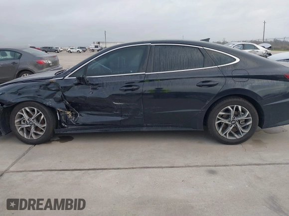 2023 Hyundai Sonata SEL with VIN KMHL64JA9PA329659, listed as a IAAI auction lot 38841225 with 4,772 mi miles and . Bid and sale history available at DreamBid. Image 14.