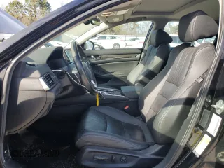 2020 Honda Accord Touring z VIN 1HGCV3F91LA016391, wystawiony jako Copart lot #48147825 z przebiegiem 94 241 mil mil oraz Szkoda całkowita • Salvage title. Historia ofert i sprzedaży dostępna na DreamBid. Obrazek 7.