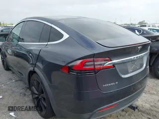 2016 Tesla Model X P90D with VIN 5YJXCAE45GF001485, listed as a IAAI auction lot 41994096 with 88,103 mi miles. Bid and sale history available at carsss.com. Image 3.