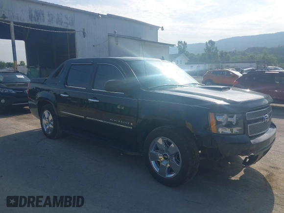 2007 Chevrolet Avalanche LTZ with VIN 3GNFK12367G164433, listed as a IAAI auction lot 42747301 with 163,980 mi miles and . Bid and sale history available at DreamBid. Image 1.