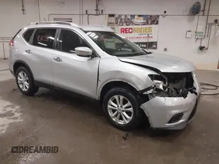 2014 Nissan Rogue S with VIN 5N1AT2MV7EC753510, listed as a IAAI auction lot 41510389 with 124,843 mi miles. Bid and sale history available at carsss.com. Image 1.
