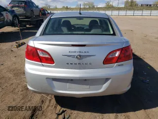 2009 Chrysler Sebring Touring z VIN 1C3LC56BX9N543421, wystawiony jako Copart lot #54342175 z przebiegiem 230 497 mil mil oraz Szkody całkowita. Historia ofert i sprzedaży dostępna na DreamBid. Obrazek 6.