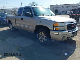 2006 GMC Sierra 1500 with VIN 2GTEK19N461211249, listed as a IAAI auction lot 41923762 with 233,730 mi miles and . Bid and sale history available at DreamBid. Image 1.