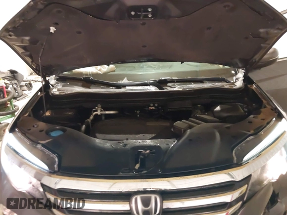 2017 Honda Pilot Touring with VIN 5FNYF6H91HB084737, listed as a IAAI auction lot 41608145 with 86,696 mi miles. Bid and sale history available at carsss.com. Image 10.