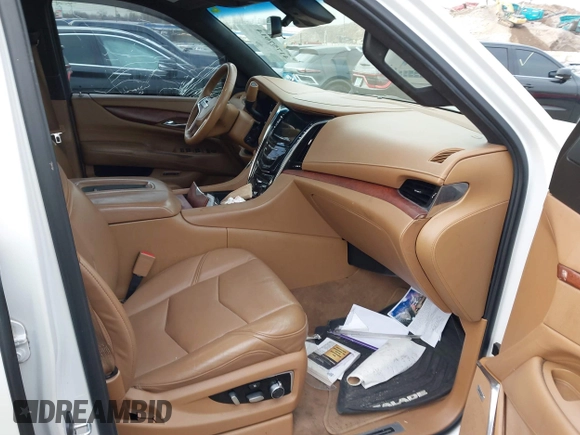2017 Cadillac Escalade Platinum z VIN 1GYS4DKJ7HR277904, wystawiony jako IAAI lot #41757014 z przebiegiem 109 177 mil mil oraz . Historia ofert i sprzedaży dostępna na DreamBid. Obrazek 5.