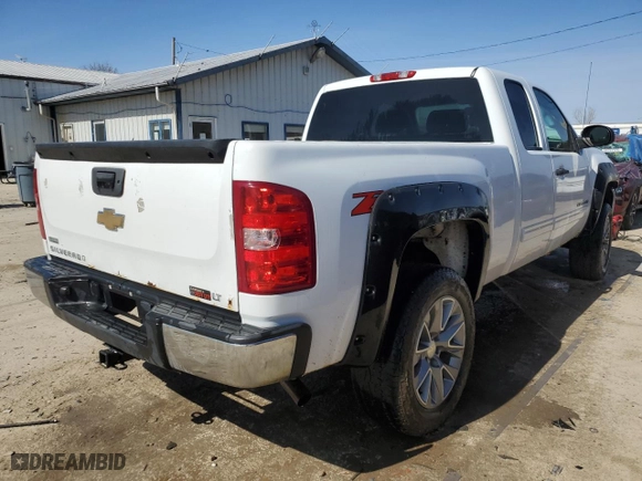 2011 Chevrolet Silverado 1500 LT with VIN 1GCRKSE30BZ304671, listed as a Copart auction lot 48824385 with 0 mi miles and Salvage Title. Bid and sale history available at carsss.com. Image 3.