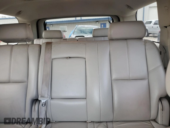 2008 Chevrolet Tahoe LTZ with VIN 1GNFK130X8J181353, listed as a Copart auction lot 53565155 with 254,735 mi miles and Clean title. Bid and sale history available at DreamBid. Image 10.
