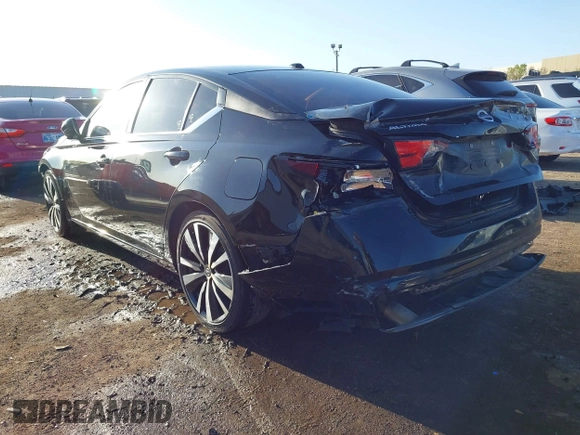 2019 Nissan Altima 2.5 SR with VIN 1N4BL4CV3KC130764, listed as a IAAI auction lot 41952695 with 86,644 mi miles. Bid and sale history available at carsss.com. Image 3.