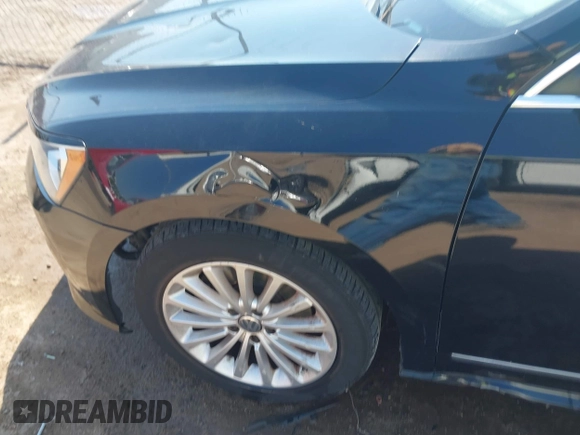 2016 Volkswagen Passat SE z VIN 1VWBT7A39GC033702, wystawiony jako IAAI lot #40547421 z przebiegiem 122 206 mil mil oraz . Historia ofert i sprzedaży dostępna na DreamBid. Obrazek 6.
