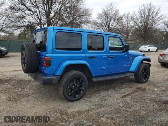 2022 Jeep Wrangler Unlimited Sahara with VIN 1C4JJXP64NW218810, listed as a Copart auction lot 49864565 with 19,462 mi miles and Non repairable. Bid and sale history available at DreamBid. Image 3.