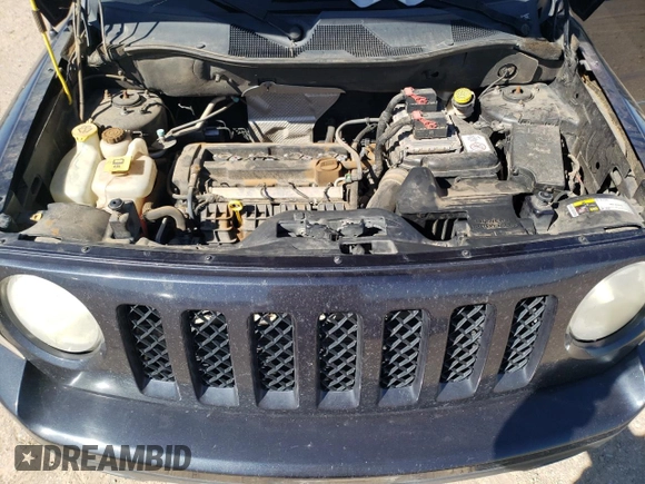 2014 Jeep Patriot Altitude with VIN 1C4NJPBA7ED674454, listed as a Copart auction lot 49783185 with 157,558 mi miles and Salvage Title. Bid and sale history available at DreamBid. Image 12.