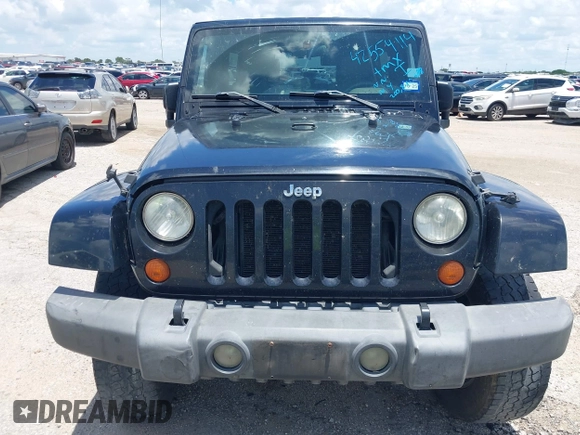 2007 Jeep Wrangler Unlimited Sahara with VIN 1J4GA59187L187656, listed as a IAAI auction lot 42554114 with 200,840 mi miles and . Bid and sale history available at DreamBid. Image 12.