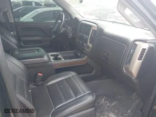 2018 GMC Sierra 1500 Denali with VIN 3GTU2PEJ6JG446091, listed as a IAAI auction lot 41659323 with 109,986 mi miles. Bid and sale history available at carsss.com. Image 5.