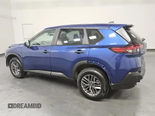2023 Nissan Rogue S z VIN 5N1BT3AB2PC901473, wystawiony jako Copart lot #65779335 z przebiegiem 40 664 mil mil oraz Czysty tytuł • Clean title. Historia ofert i sprzedaży dostępna na DreamBid. Obrazek 2.