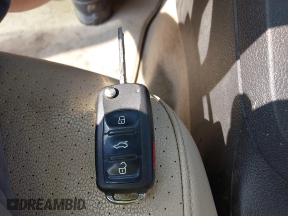 2014 Volkswagen Jetta TDI w/Premium with VIN 3VW3L7AJ3EM319365, listed as a IAAI auction lot 42479875 with 133,068 mi miles and . Bid and sale history available at DreamBid. Image 11.