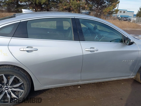 2018 Chevrolet Malibu LT with VIN 1G1ZD5ST6JF292504, listed as a IAAI auction lot 41505655 with 95,739 mi miles and . Bid and sale history available at carsss.com. Image 13.