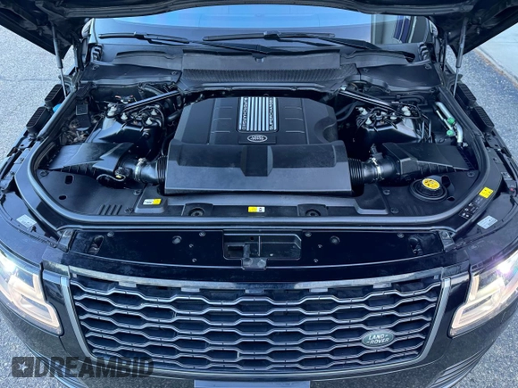 2018 Land Rover Range Rover with VIN SALGR2RVXJA384341, listed as a Copart auction lot 81403554 with 99,038 mi miles and Clean title. Bid and sale history available at DreamBid. Image 7.