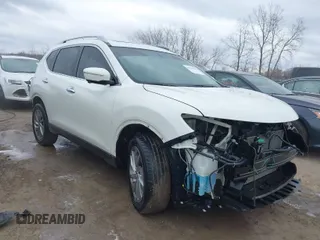 2015 Nissan Rogue SV with VIN 5N1AT2MVXFC816259, listed as a IAAI auction lot 41866356 with 140,913 mi miles. Bid and sale history available at carsss.com. Image 1.