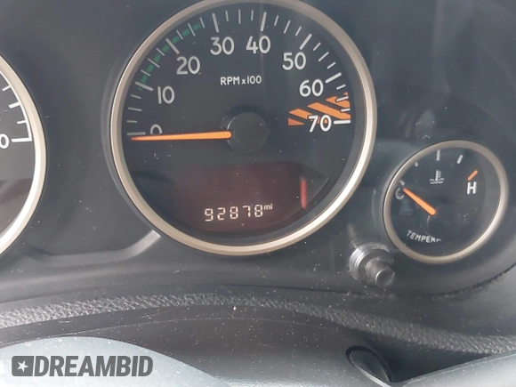 2016 Jeep Wrangler Unlimited Sahara z VIN 1C4HJWEG3GL343340, wystawiony jako IAAI lot #42683859 z przebiegiem 92 878 mil mil oraz . Historia ofert i sprzedaży dostępna na DreamBid. Obrazek 16.